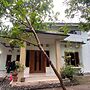 SPOT ON 93519 Kebun Manis Homestay