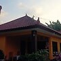 SPOT ON 93524 Bagas Homestay Near DWH (Tourism Village Green) BILEBANT