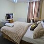 Beautiful 1-bed House in Leeds