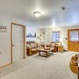 Cozy Ouray Apartment w/ Private Patio & Gas Grill!