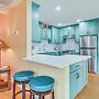 Stylish Tucson Townhome < 1 Mi to Arizona Stadium!