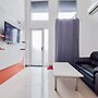 Modern And Comfort Look Studio Kingland Avenue Apartment
