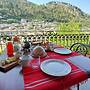 Timos Guest House