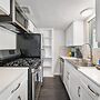 Prime Soco Comfy 2BR King Suite w Pool Parking
