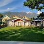 Upani Cottages