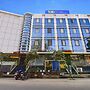 FabHotel Apex