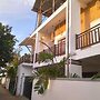 Room in Villa - Surf 247 Weligama - Deluxe Double Room With Side Sea V
