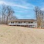 14 Mi to Uga: Quiet Lakefront Getaway w/ Porch!