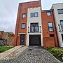 Modern 3 Bedroom Town House in Ipswich