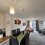Ipswich - 3 Beds - Sleeps 6 - Private Garden
