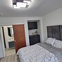 St Albans Stylish Suite With Kitchenette