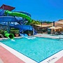 Private Hot Tub 3-bedroom 8 Miles From Disney