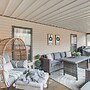 'foxes Den' w/ Hot Tub, Pool Table & Fire Pit!