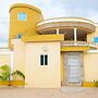 House 5 Mins From the Beach, 15 Mins From the Airport