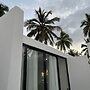 The Palm Bay Club Lodge