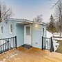 Cozy Holland Studio w/ Deck Near Lake Michigan!