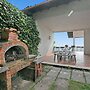 Villa La Quercia Hilly Area Lake View