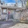 Eclectic Stone Cottage, Walk to Downtown Staunton!
