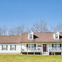 Charming Country Home w/ Deck - 20 Mi to Franklin