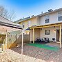Georgia Townhome - 3 Mi to Stone Mountain Park!