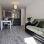 1br-sleeps3-parking-nearcitycentre-shoppingcentre