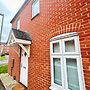 Lovely 3-bed House in Solihull