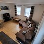 Heart of Lincoln City, 3 Bedrooms, Sleeps 4 Guests