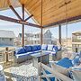 Cozy Carlton Landing Home - Pools & Lake Access