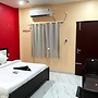 Goroomgo Four Season Guest House Varanasi