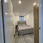 Cozy 2 Bed Property in High Wycombe Tn