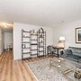 Arkstone Retreat 1 Chic Downtown Escape!
