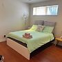 Chic 2BR Suite Vancouver West Downtown