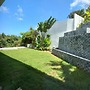VILLA TAMARO BALI