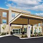 Holiday Inn Express Columbus Northeast, an IHG Hotel