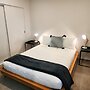 U Suites on Victoria