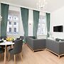 Green Apartment Piotrkowska by Renters
