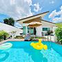 GAO Akira Pool Villa