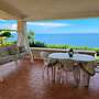 Villa Daniela con Piscina Privata e Discesa a Mare tra Catania e Sirac