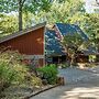 Lake-view 'pelican Point Retreat' in Afton!