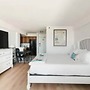 614 3 Beds Luxury Oceanfront Kitchen Ideal 4 Long Stay