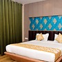 Hotel Olive Crown