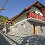 Vineyard Cottage Lustek