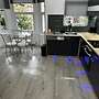 Second Av Flat 4, Hendon London