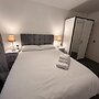 Captivating 2-bed Apartment in West Bromwich