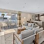 Paihia 2 Bedroom Apartment with Pool
