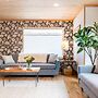 Grey Oak by Avantstay Coastal Charm, Near Beach & Golf
