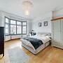Charming Spacious 2-bed Apartment in London