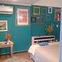 Dark Green House - Chacras de Coria