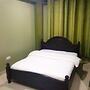 Suzie hotels