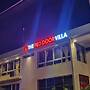 Red Door Villa by Shiloh Stays Igatpuri